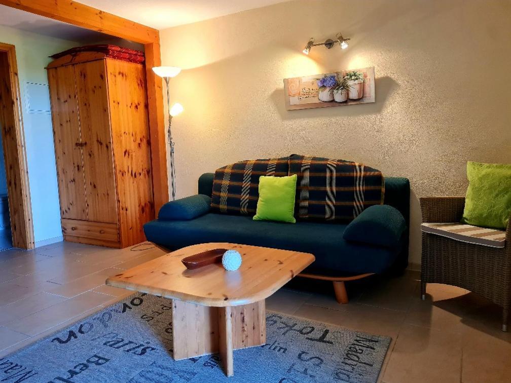 Alte Und Neue Buednerei Apartamento Groß Zicker Exterior foto